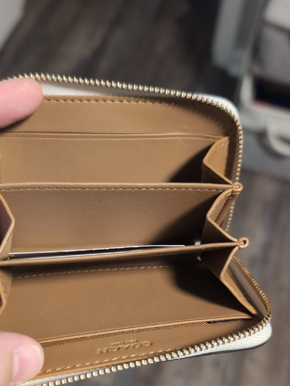 Coach Chalk Pebbled Leather Zip Card Case with Gold 'C' - Picture 2 of 7